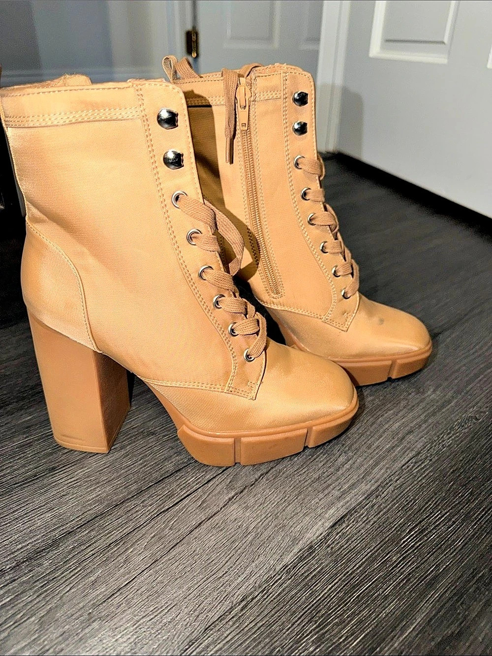Steve Madden Hani Lace-Up High-Heeled Bootie Beige
